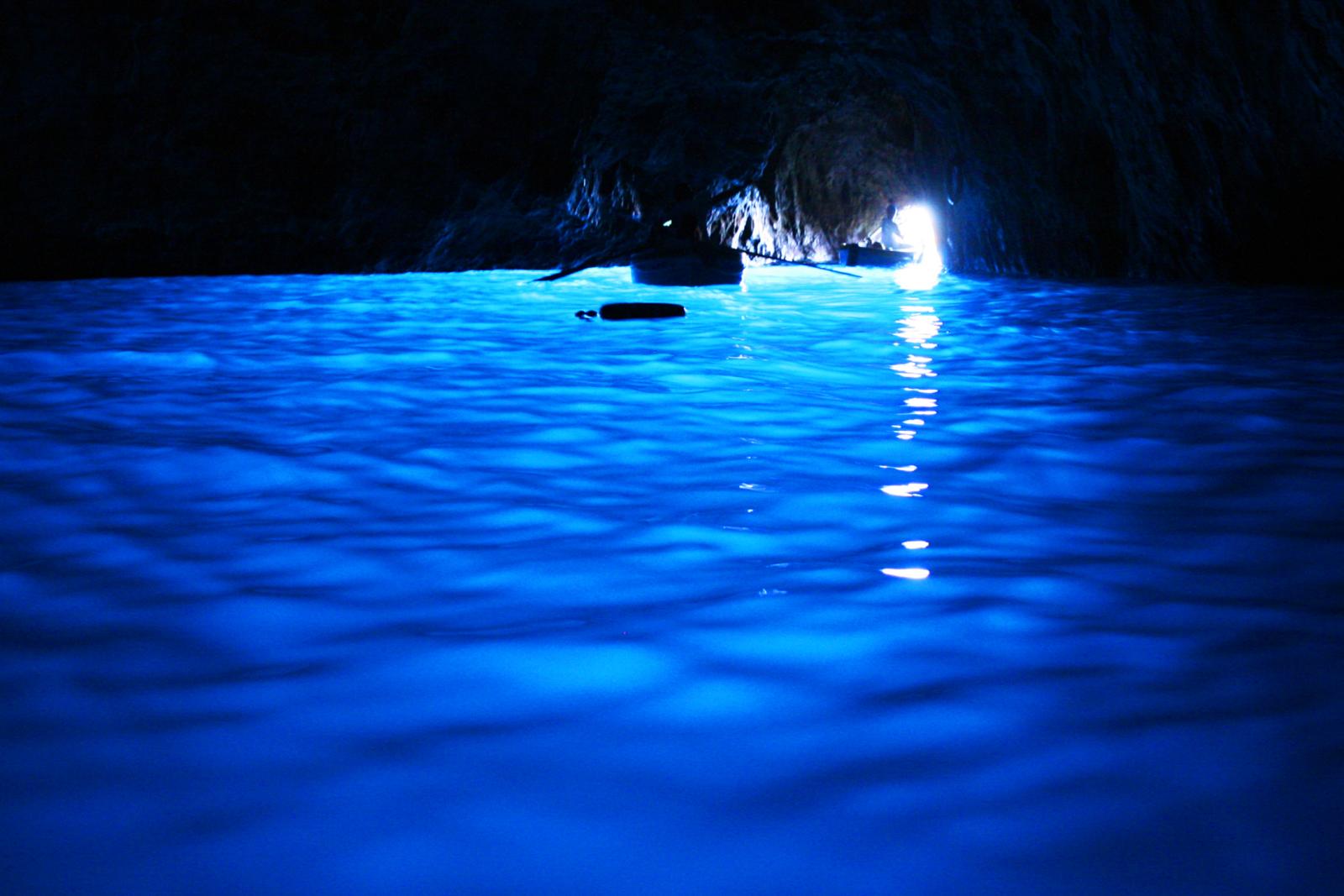 Capri Charter Boat tour Positano Capri Island Sorrento Nerano Massa lubrense Gozzo transfer blue grotto